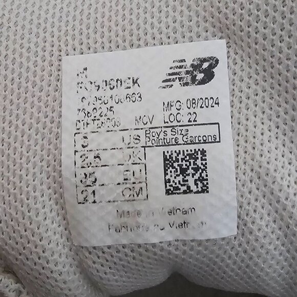 New Balance 9060 Kids Ivory White Sea Salt With Linen Lace Sneakers Size US 3 - Picture 8 of 12